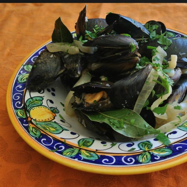 Steamed Mussels Trieste Style